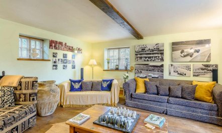 4 Bed in Oakham 3