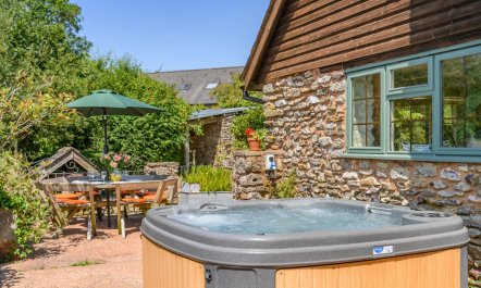 4 Bed in Honiton 1