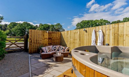 2 Bed in Richmond 5