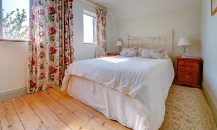 4 Bed in Worth Matravers 7