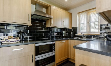3 Bed in Cirencester 7