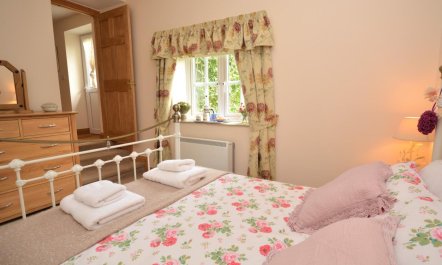 1 Bed in Holsworthy 8