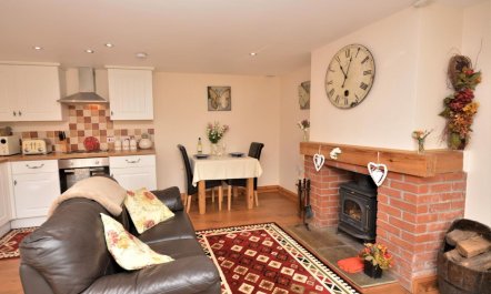 1 Bed in Holsworthy 2