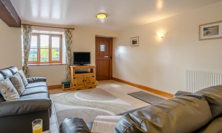 3 Bed in Brecon 9