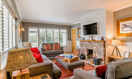 4 Bed in Dorchester 4