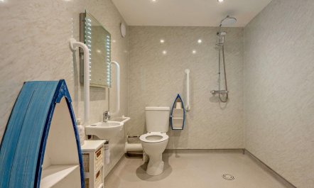 3 Bed in Blandford Forum 8