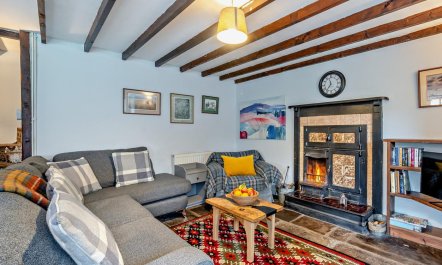 2 Bed in Crickhowell 2