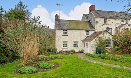 2 Bed in Crickhowell