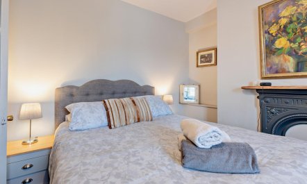 4 Bed in Pembroke 7