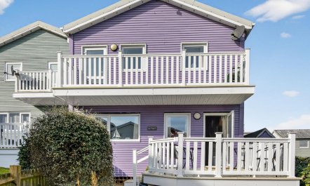3 Bed in Freshwater East