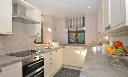 2 Bed in Abergavenny 5