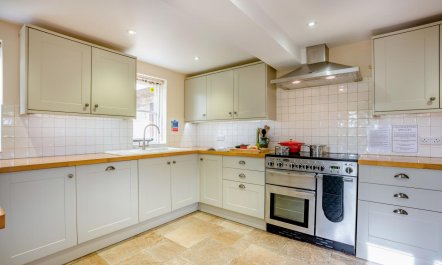 5 Bed in Wareham 7