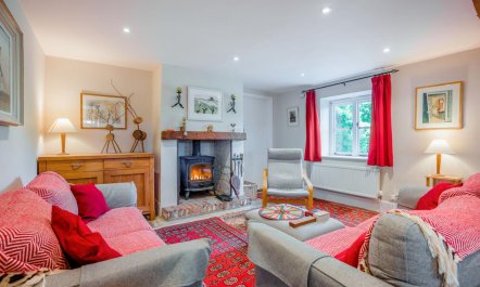 5 Bed in Wareham 1