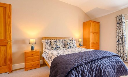 2 Bed in Little Clifton 1