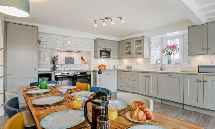 4 Bed in Ilfracombe 4