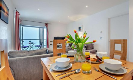 2 Bed in Newquay 4