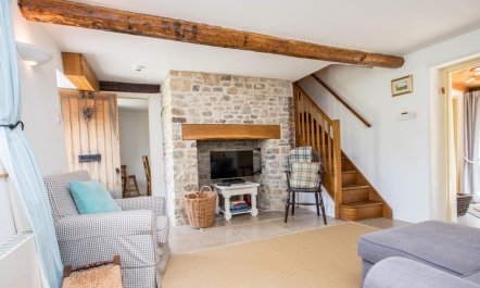 3 Bed in Wareham 1