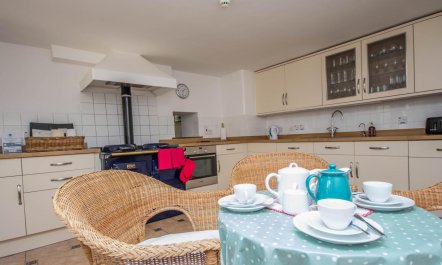 3 Bed in Wareham 6
