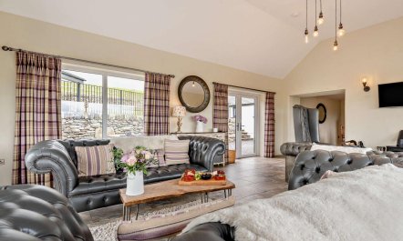 4 Bed in Betws-y-coed 9