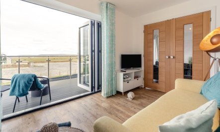 4 Bed in Westward Ho! 5