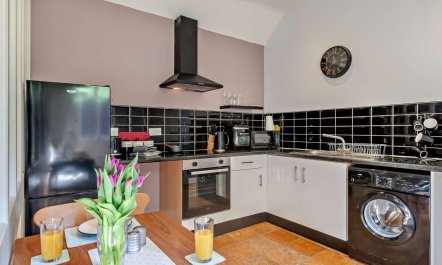 1 Bed in Field Dalling 6