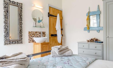 2 Bed in Boscastle 8