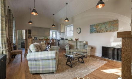 2 Bed in Muir Of Ord