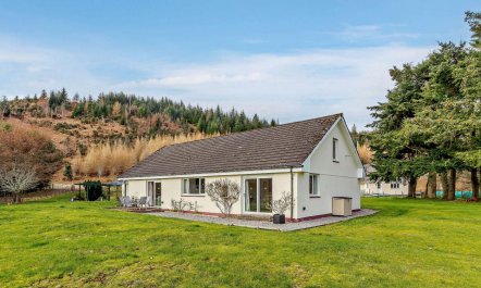 3 Bed in Fort Augustus