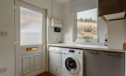 3 Bed in Fort Augustus 9
