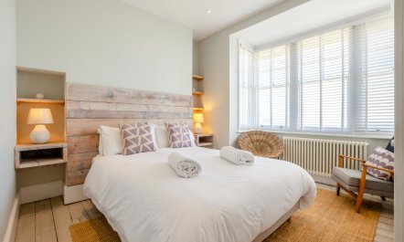 5 Bed in Pevensey Bay 8