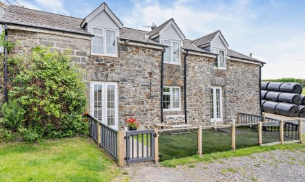 3 Bed in Aberaeron