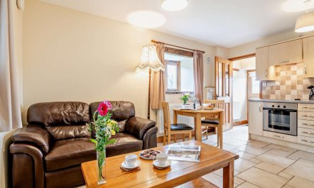 1 Bed in Crickhowell 2