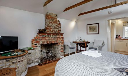 1 Bed in Tenterden 7