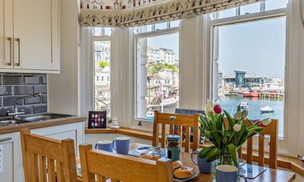 2 Bed in Brixham 2