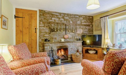 3 Bed in Brecon 1