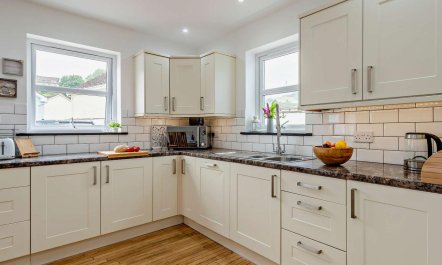 4 Bed in Ilfracombe 4