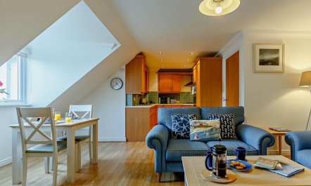 1 Bed in Carlyon Bay 2