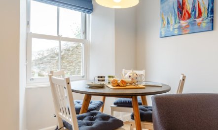 2 Bed in Polruan 6
