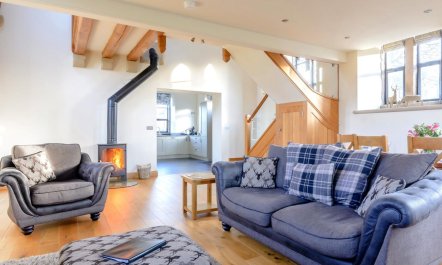 3 Bed in Buxton 3