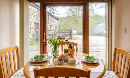 1 Bed in Ystradgynlais 3