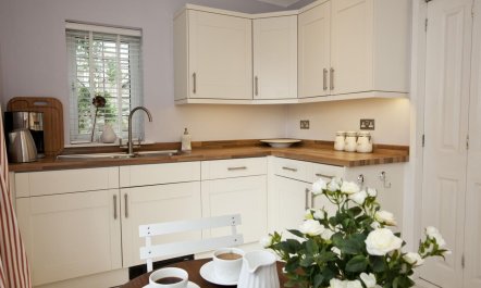2 Bed in Richmond 3