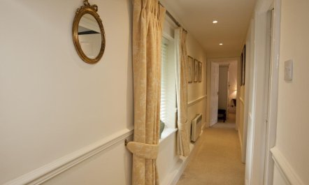 2 Bed in Richmond 6