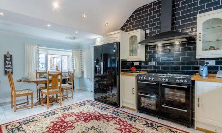 3 Bed in Cornhill-on-tweed 6