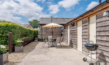 2 Bed in Blandford Forum 8