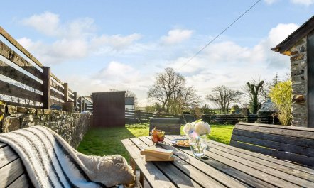 2 Bed in Torrington 2