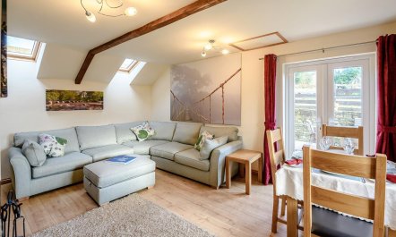 2 Bed in Torrington 3