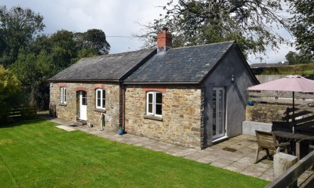 2 Bed in Torrington 6