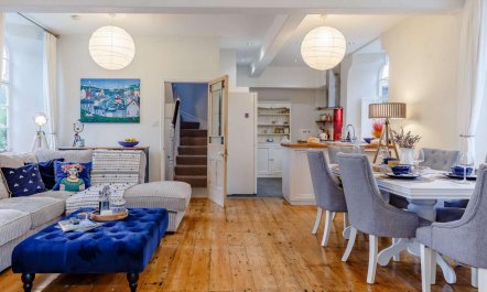 2 Bed in Penzance 4