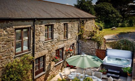 5 Bed in Redruth 1
