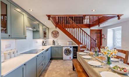 5 Bed in Redruth 1